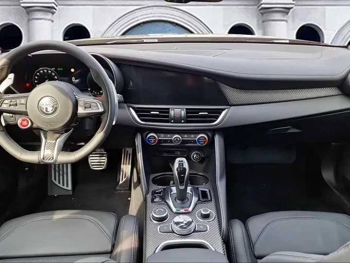 Alfa Romeo Giulia