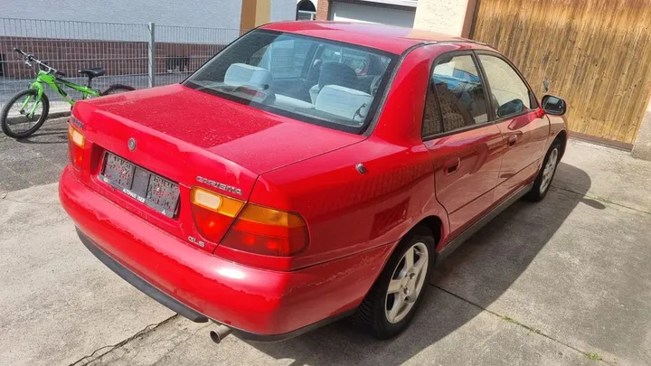 Mitsubishi Carisma