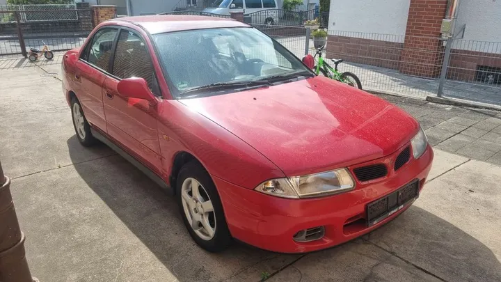 Mitsubishi Carisma