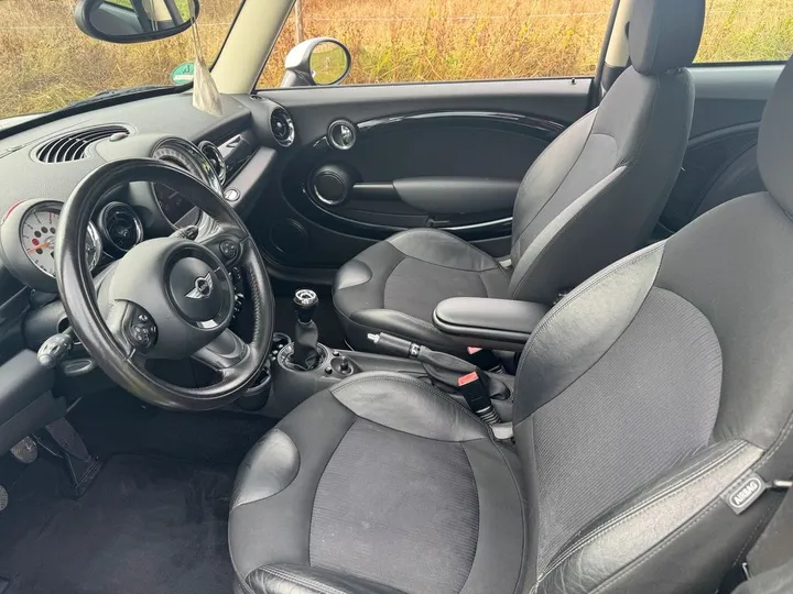 MINI Cooper D
