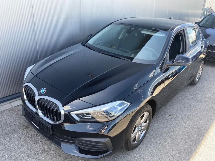 BMW 118