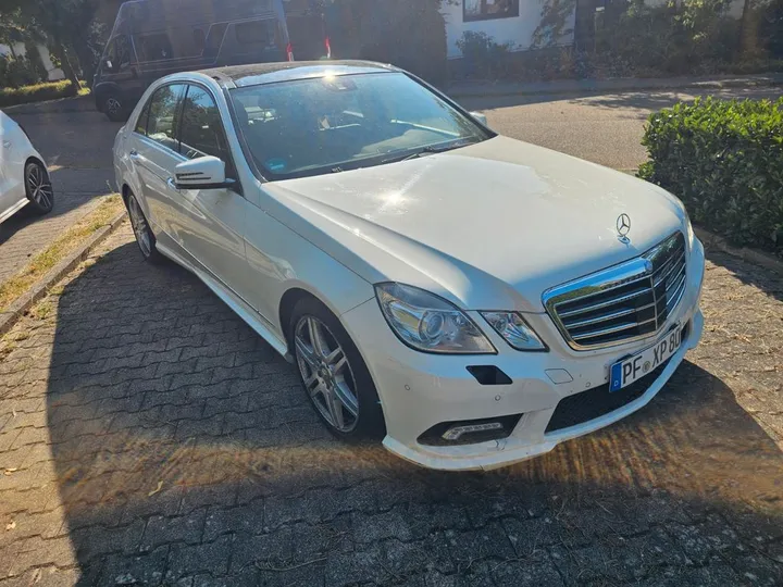 Mercedes-Benz E 500