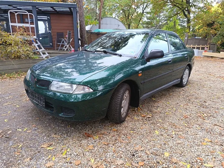Mitsubishi Carisma