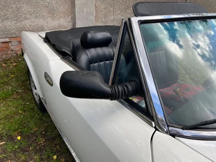 Fiat 124 Spider
