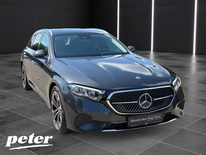 Mercedes-Benz E 220