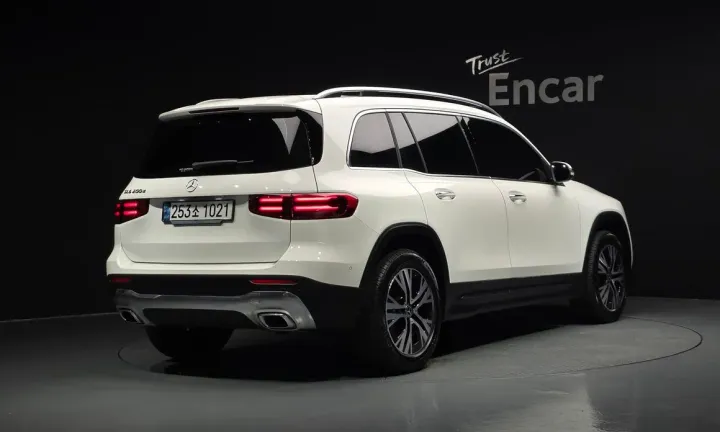Mercedes-Benz GLB-Class