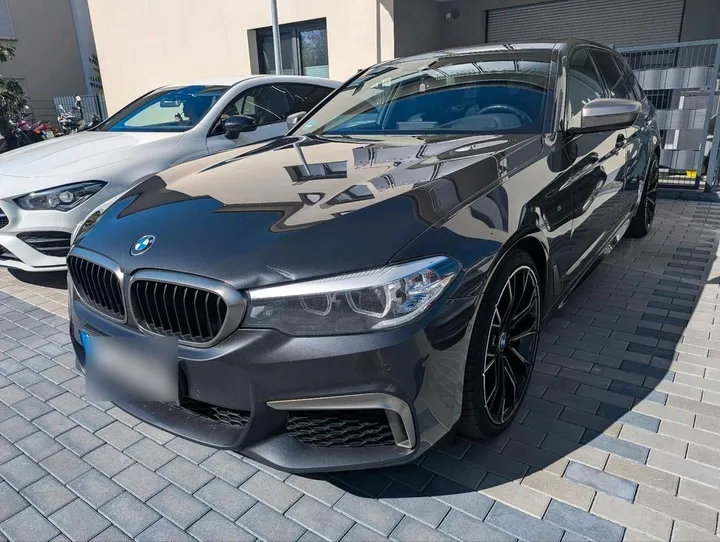BMW M550