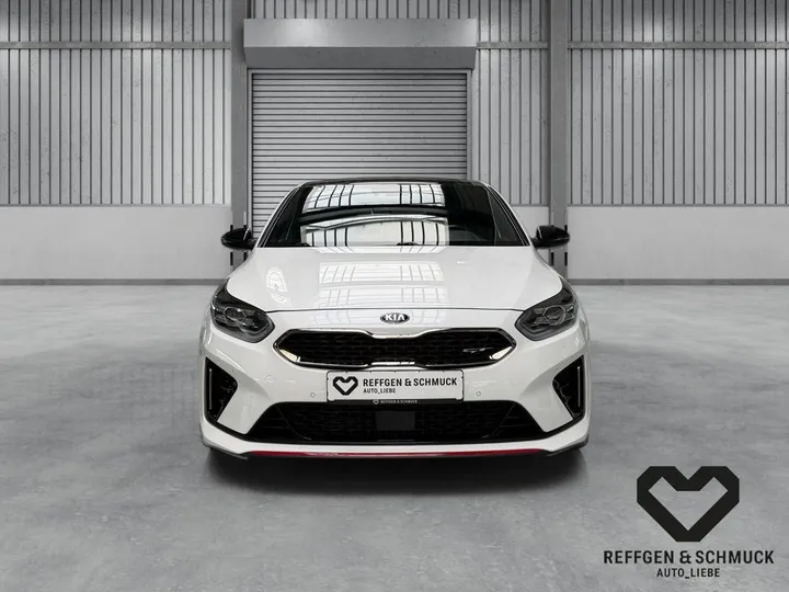 Kia pro cee'd / ProCeed