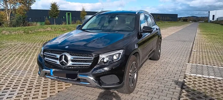 Mercedes-Benz GLC 220