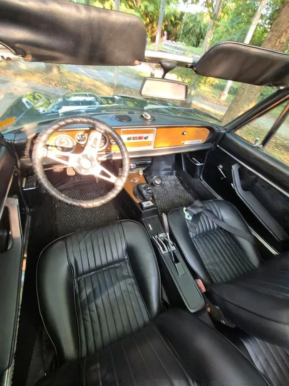 Fiat 124 Spider