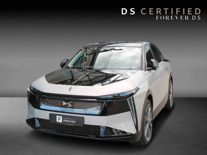 DS Automobiles N°7