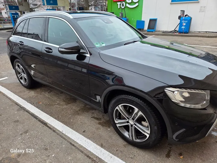 Mercedes-Benz GLC 220