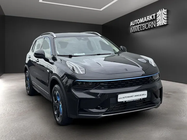 Lynk&Co 01