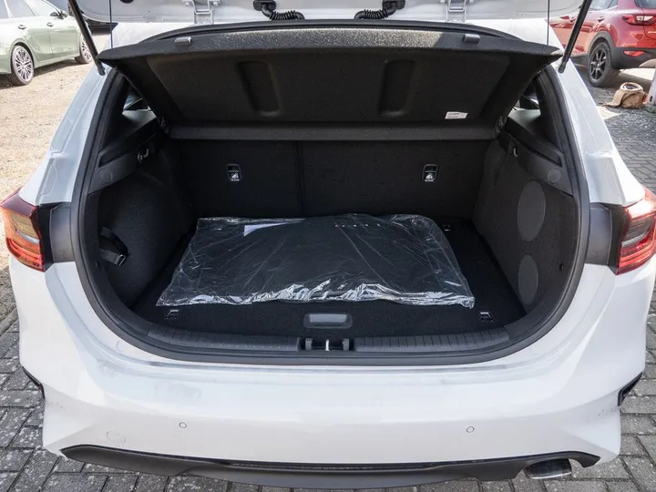 Kia cee'd / Ceed