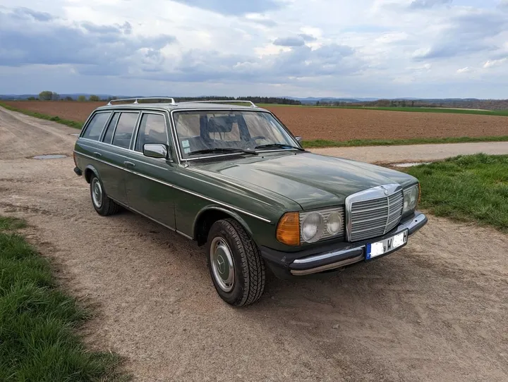 Mercedes-Benz 300
