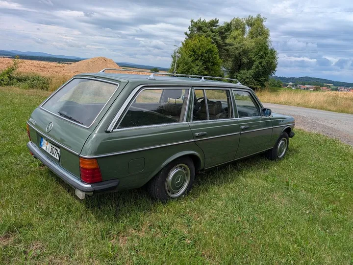 Mercedes-Benz 300