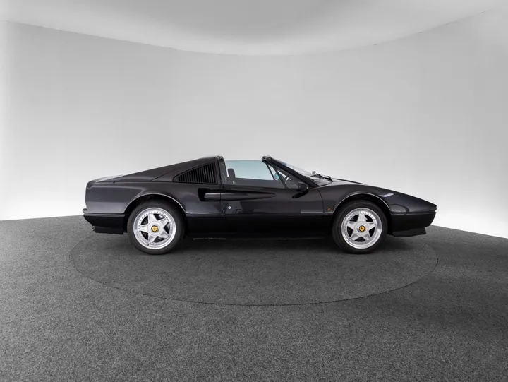 Ferrari 328