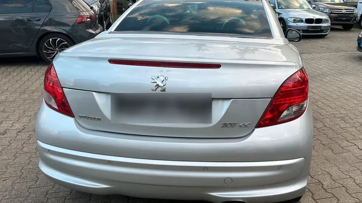 Peugeot 207