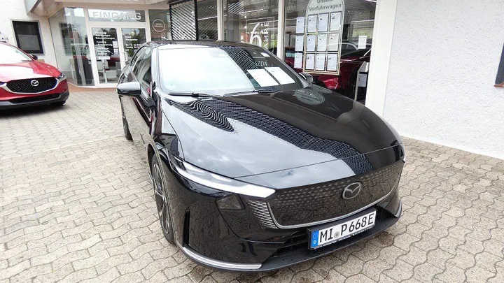 Mazda 6e