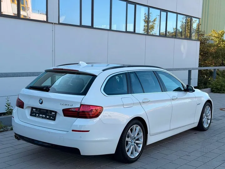 BMW 530