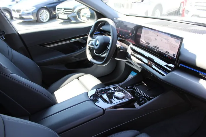 BMW 520