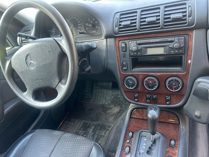 Mercedes-Benz ML 270