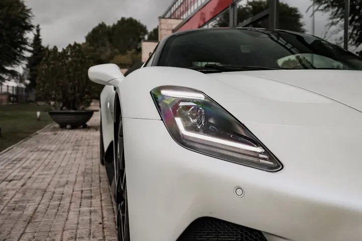 Maserati MC20