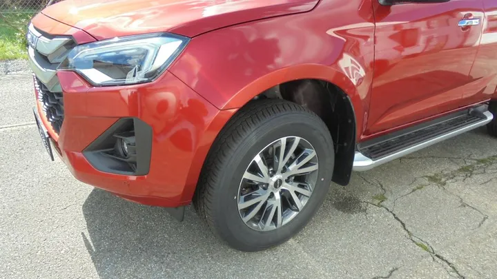 Isuzu D-Max