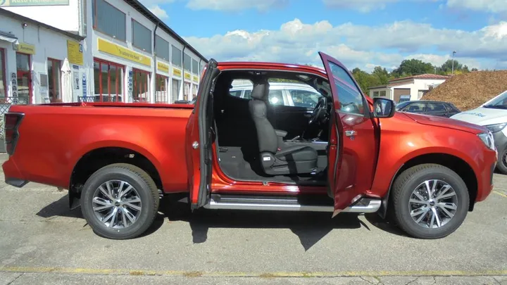 Isuzu D-Max