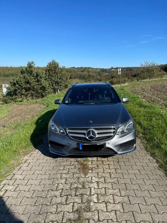 Mercedes-Benz E 500