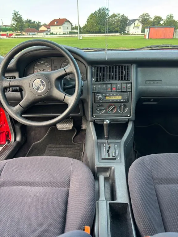 Audi 80
