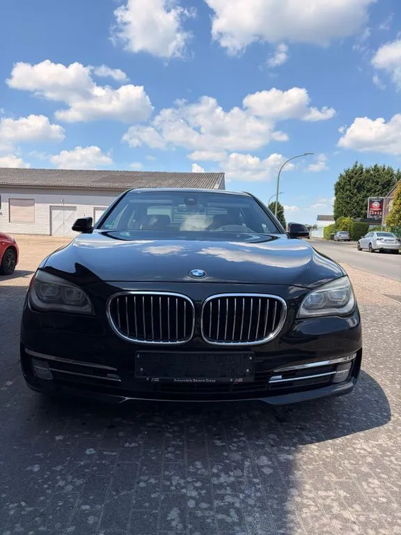 BMW 740