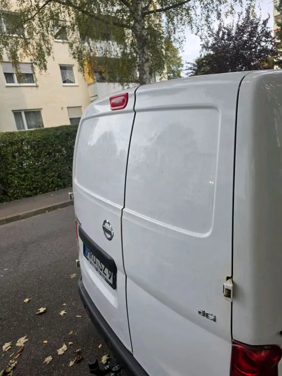 Nissan NV200
