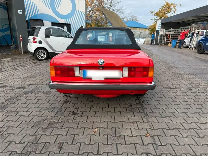BMW 325