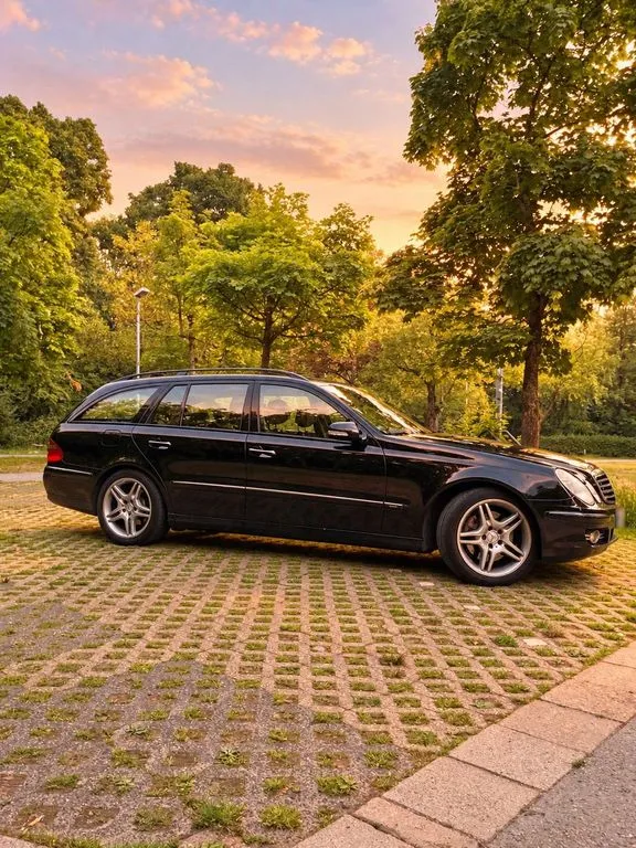 Mercedes-Benz E 280