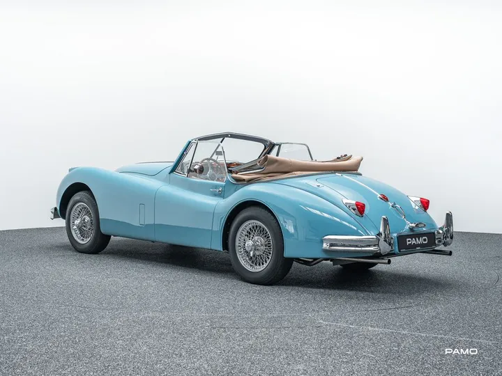 Jaguar XK