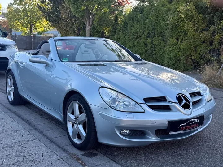 Mercedes-Benz SLK 200