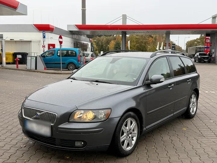 Volvo V50