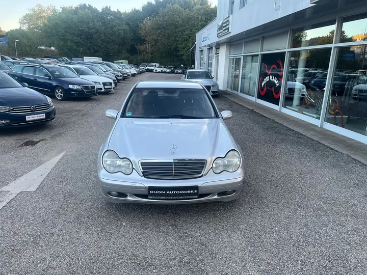 Mercedes-Benz C 180