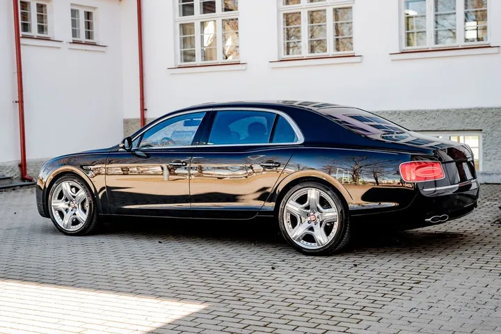 Bentley Flying Spur