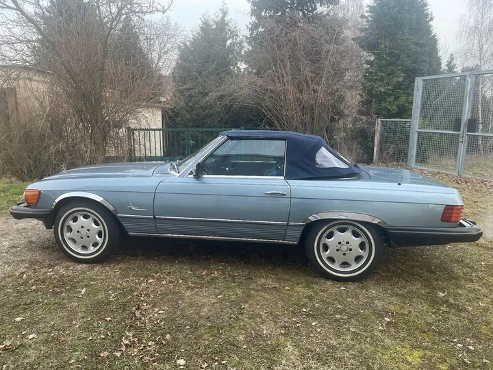 Mercedes-Benz SL 380