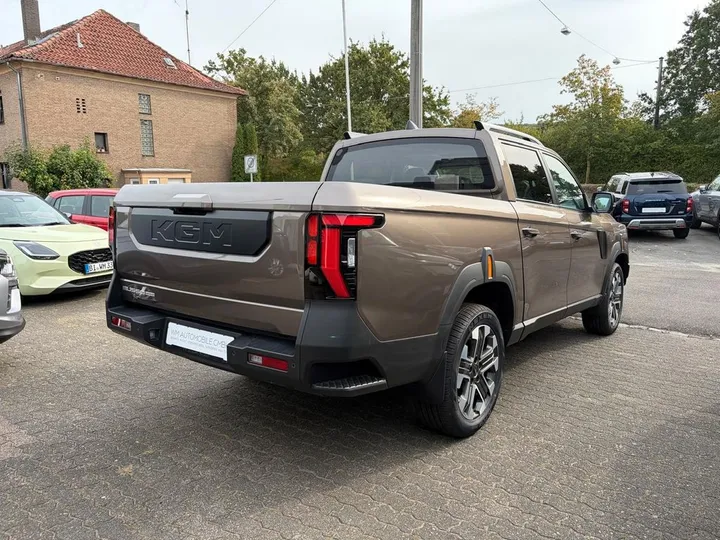KGM Musso Grand