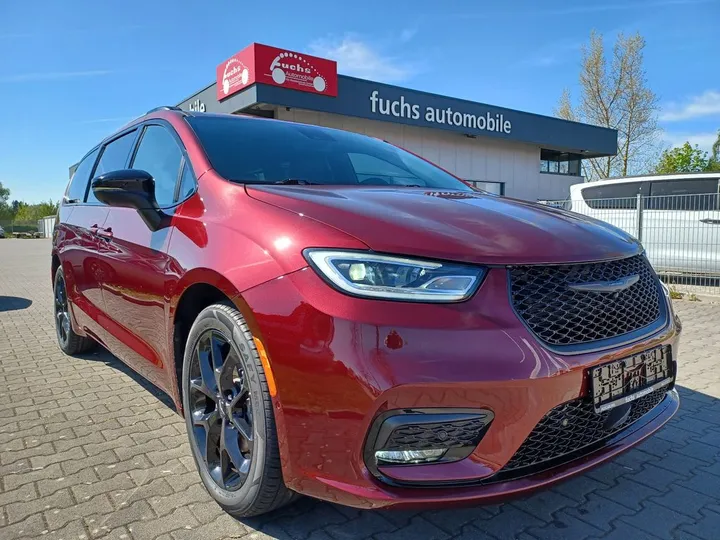 Chrysler Pacifica