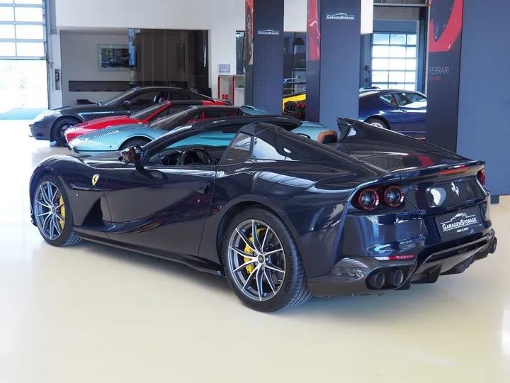 Ferrari 812