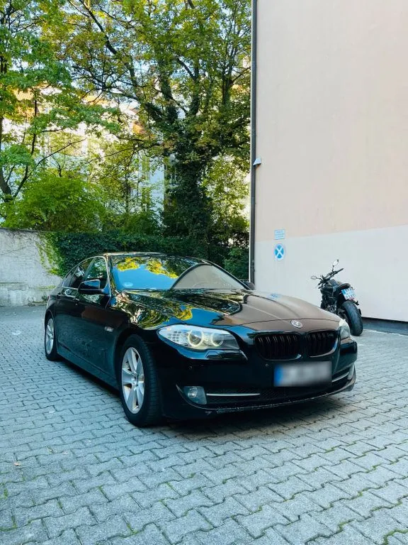 BMW 530