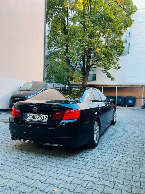 BMW 530