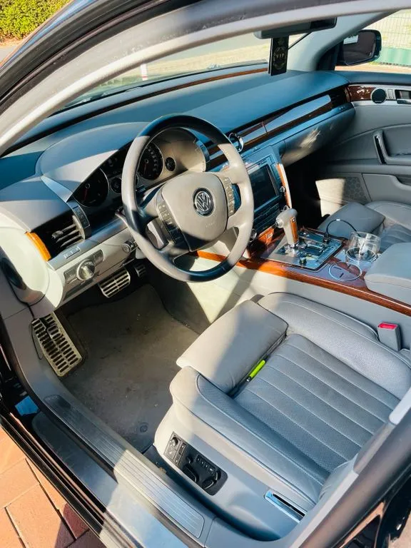 Volkswagen Phaeton