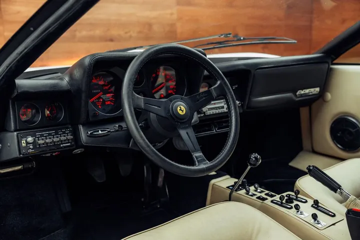 Ferrari 512