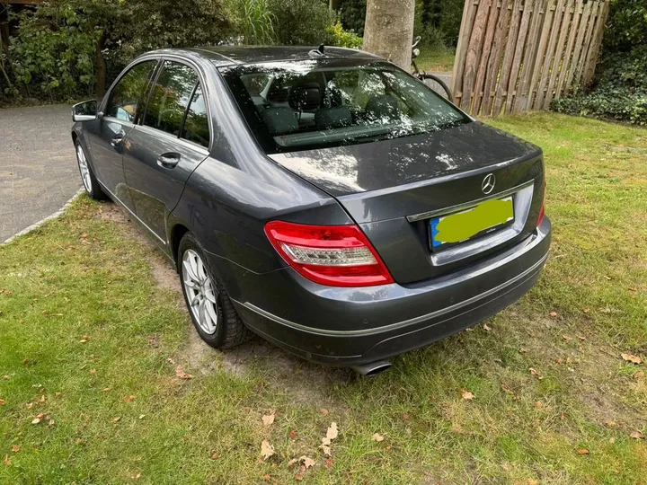 Mercedes-Benz C 200