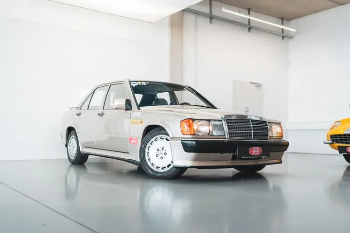 Mercedes-Benz 190